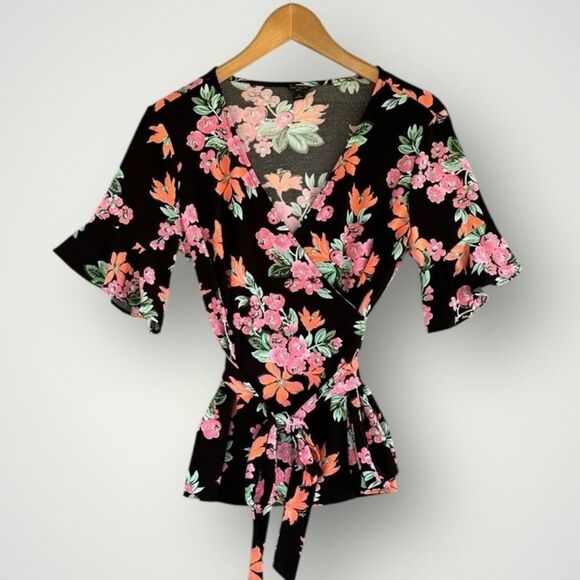 Ann Taylor Tops - 5 for $45 Ann Taylor Wrap Top Blouse Shirt Size SP Floral